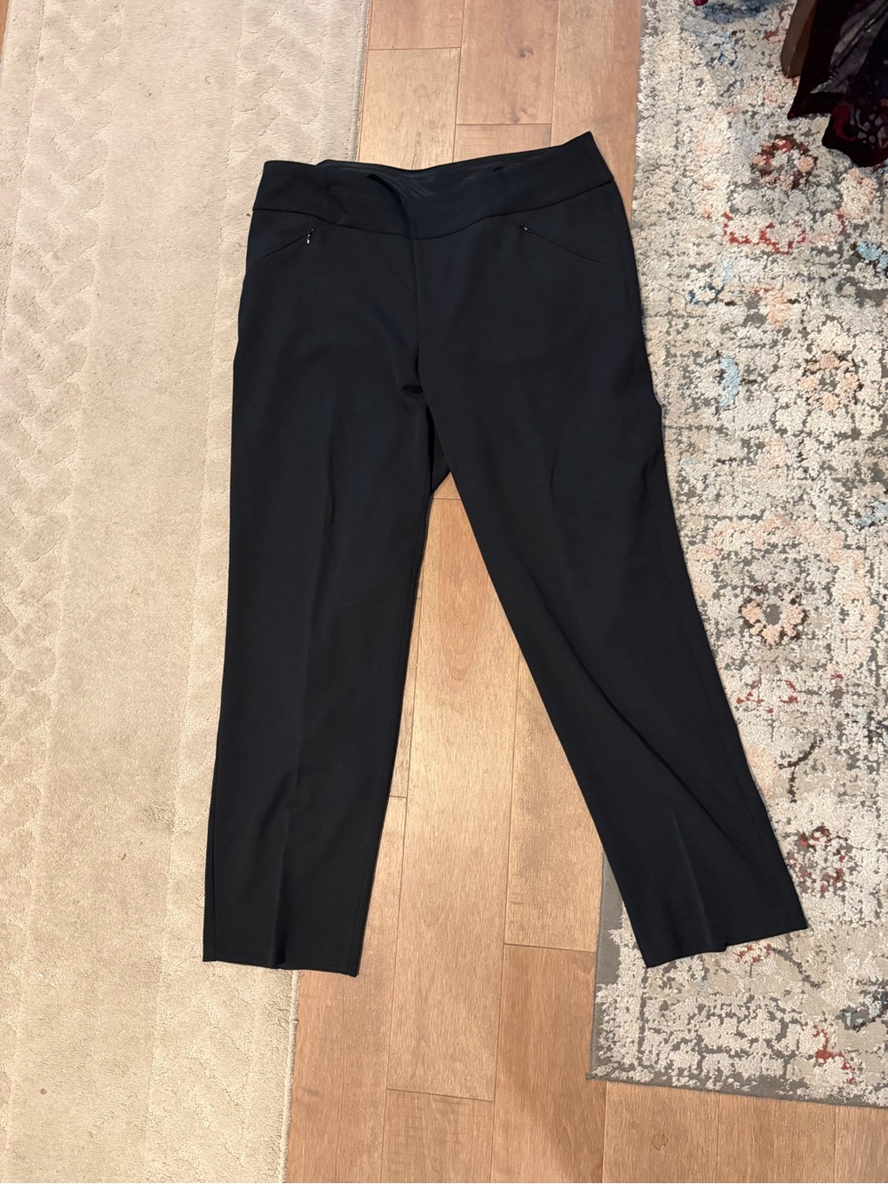 Investments Black Cropped Ponte Pull-On Pants
